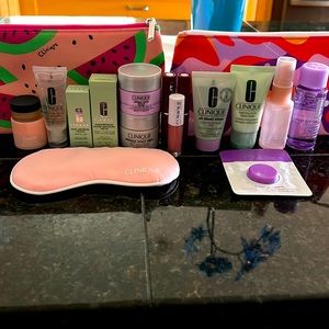 18 Piece Clinique Variety Pack